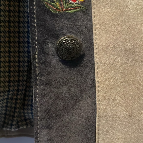 Bavarian suede coat bought in Germany - Picture 11 of 16